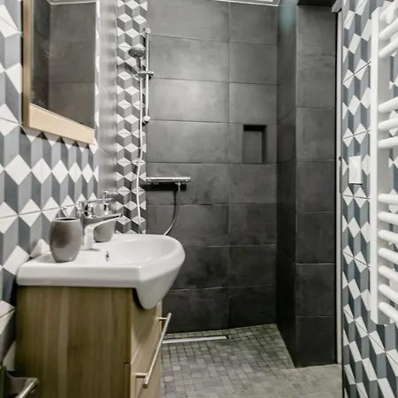 Canal Saint Martin Appartement Parijs